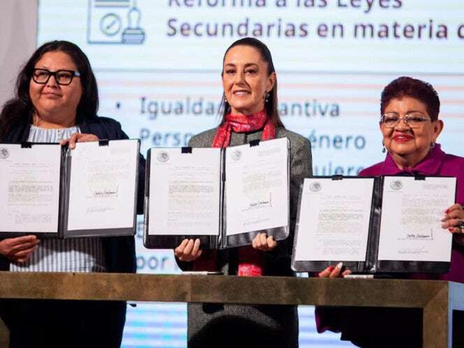 Sheinbaum firma decreto sobre 7 leyes en pro de la igualdad sustantiva de las mujeres