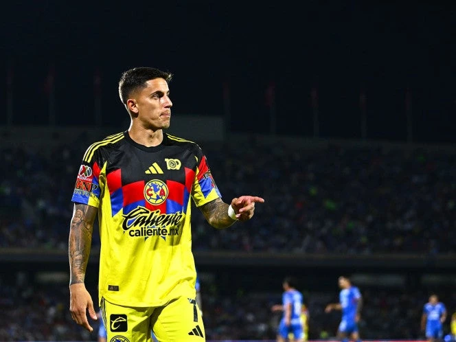 Brian Rodríguez renueva con el América