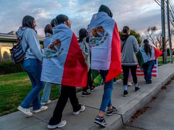 SRE aplica estrategia de salud mental a connacionales en Estados Unidos