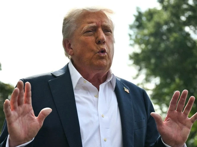 Trump pide a sus seguidores poner fin a obsesión por los archivos 