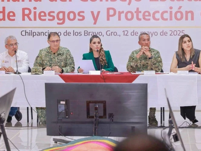 Evelyn Salgado declara sesión permanente del Consejo Estatal de Protección Civil por temporada de ciclones 2025