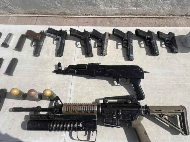 Fusil con lanzagranadas y un AK-47, entre lo asegurado en Penal de Culiacán