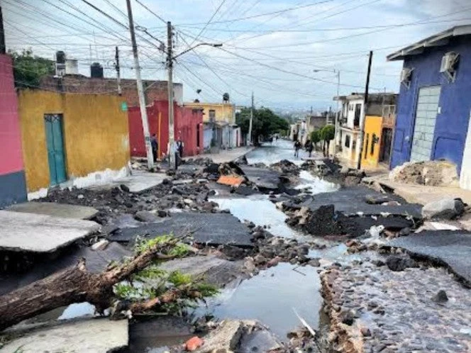 Activan plan DNIII tras lluvia que dejó dos muertos en Querétaro