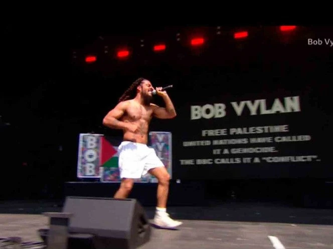 EU prohíbe visas al dúo punk Bob Vylan tras polémica actuación en Glastonbury