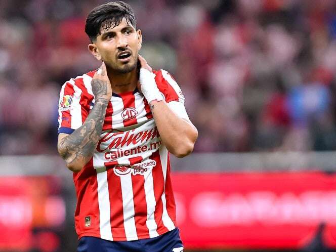 'Pocho' Guzmán se perderá el arranque del Clausura 2025 con Chivas