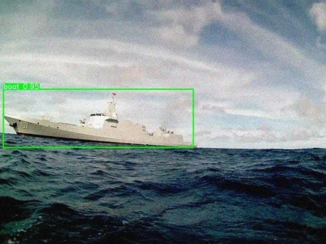 Dron marítimo de EU se encuentra con portaaviones chino y eleva tensión en el Pacífico