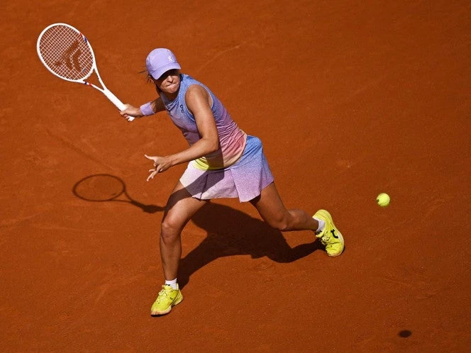 Swiatek se inspira en Roland Garros