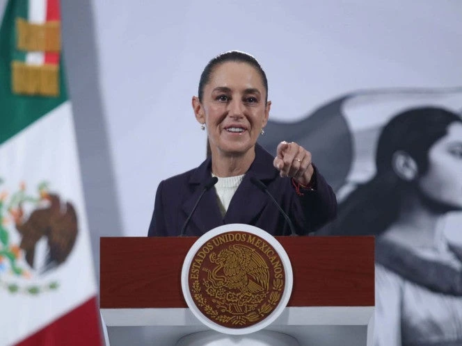 Con esposa de Carlos Manzo seguirá la comunicación para apoyar a Uruapan: Sheinbaum