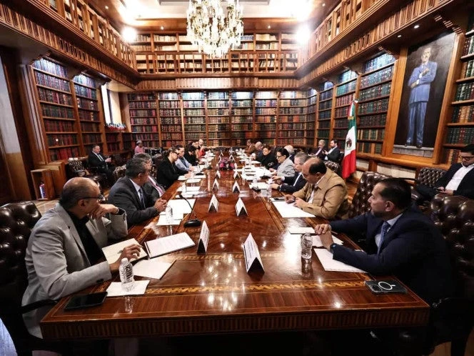 INE y Comisión Presidencial acuerdan grupo técnico para reforma electoral