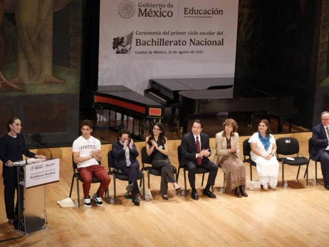 Claudia Sheinbaum inaugura ciclo del Bachillerato Nacional