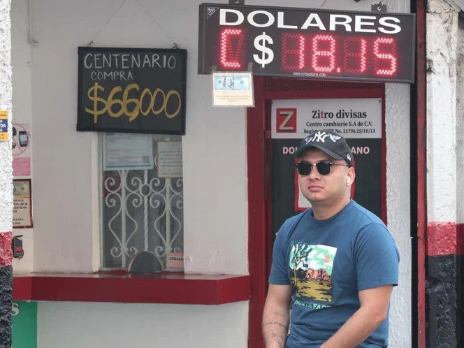 ¡Se esfumaron! Roban más de un millón de pesos en casa de cambio en Monterrey