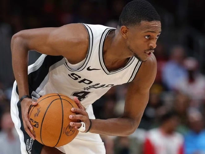 De’Aaron Fox se une al club de los multimillonarios de la NBA con su renovación con Spurs de San Antonio