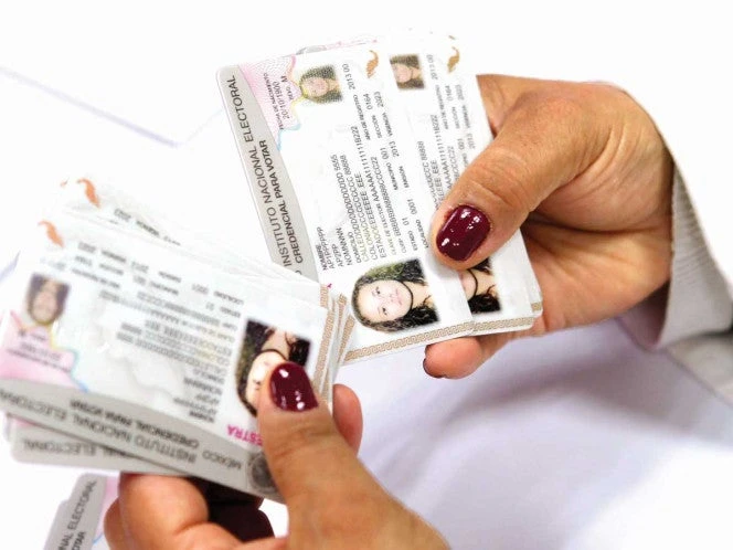 INE perfila creación de credencial digital; aprueba estrategia