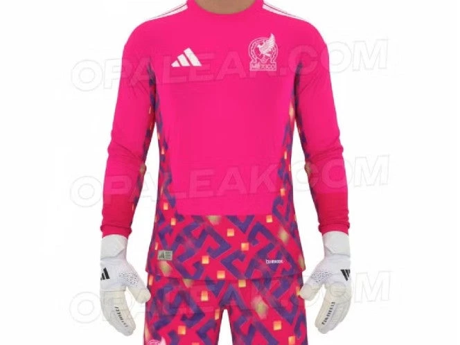 México: Un raro uniforme de portero para el Mundial