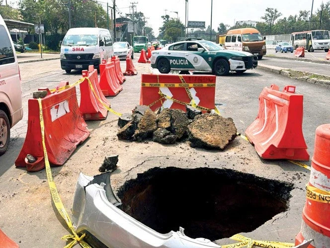 Decenas de socavones aparecen en la CDMX; no hay un registro oficial 