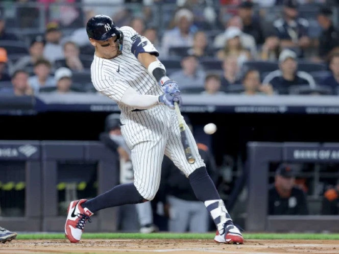 Aaron Judge empata a Joe DiMaggio en lista histórica de jonrones de Yankees