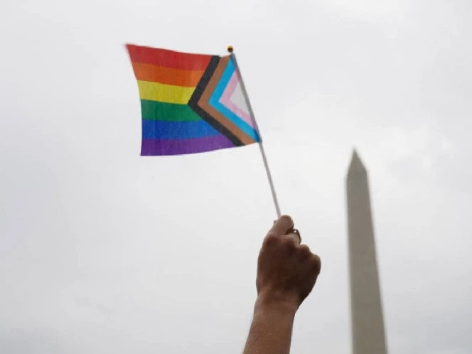 Corte Suprema de EU apoya a padres contra libros escolares con enfoque LGBTQ+