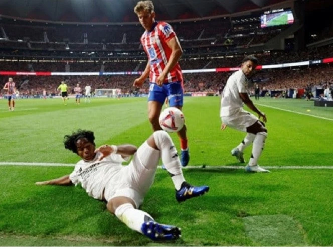Leyendas blancas que han llevado el 9 en la playera; Endrick es el nuevo heredero