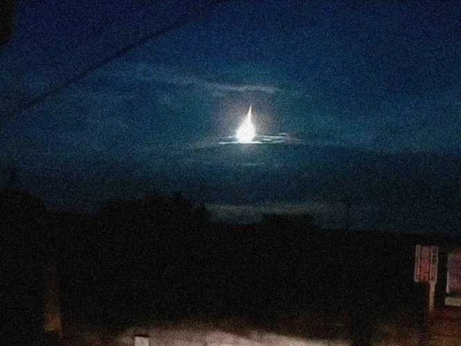 VIDEO: Bola de fuego ilumina por completo el cielo en Japón; investigan posible meteorito