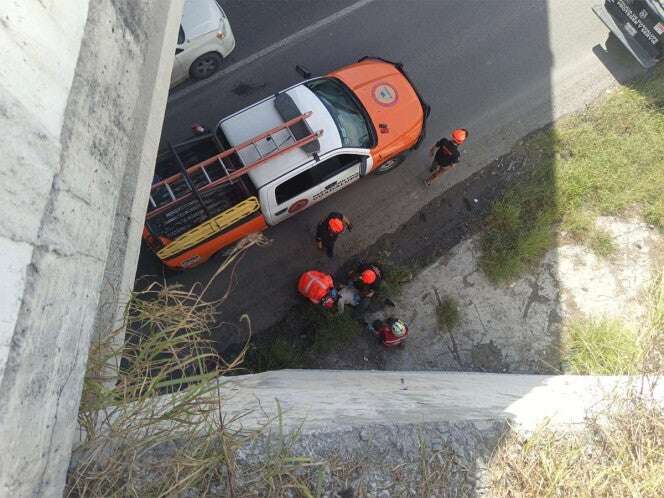 Abuelito se lanza desde un puente en Nuevo León