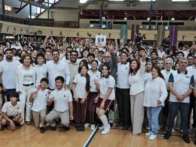 Promueve gobernador de Sinaloa acciones contra las adicciones