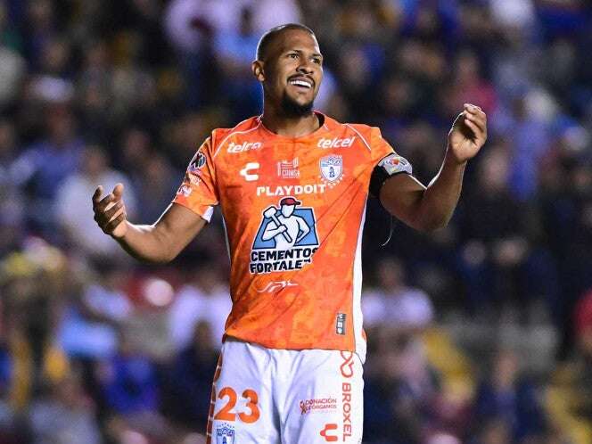 Pachuca vence a Querétaro y mantiene paso perfecto