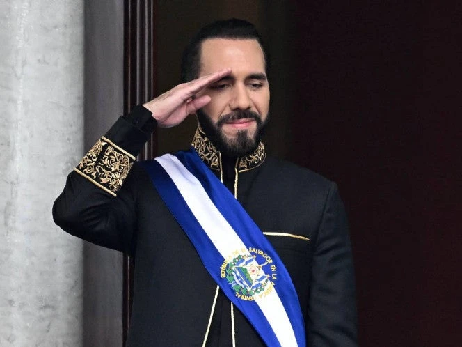 Congreso de El Salvador aprueba reelección indefinida