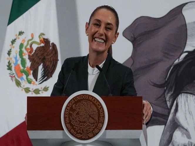 Seguiremos trabajando con familias de los 43 tras renuncia de Vidulfo Rosales: Sheinbaum