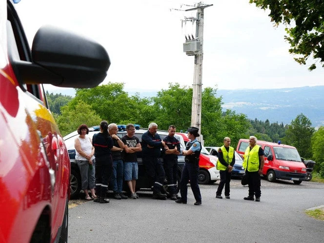 Fallecen tres aficionados tras accidente en Rally de Francia