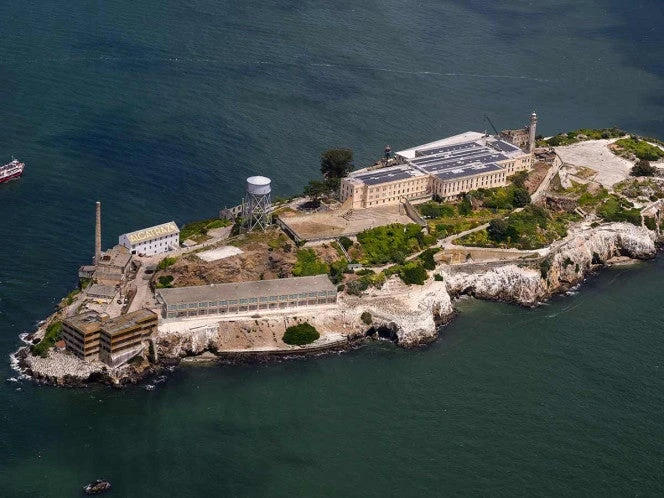 Trump ordena reabrir Alcatraz para ‘delincuentes despiadados’ | FOTOS