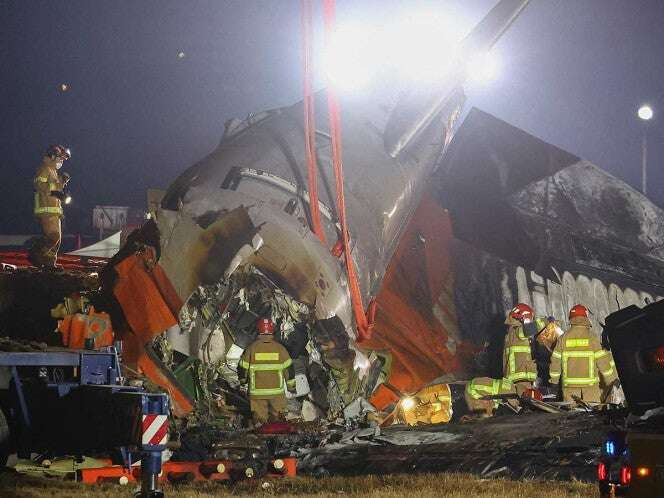 Tragedia aérea en Corea del Sur deja al menos 177 muertos