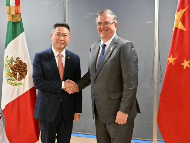 Marcelo Ebrard se reúne con embajador de China en México