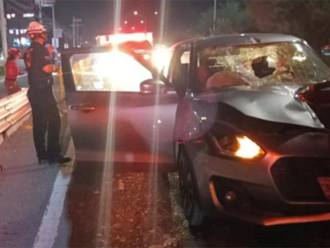 Persona en situación de calle se atraviesa la carretera y es atropellado
