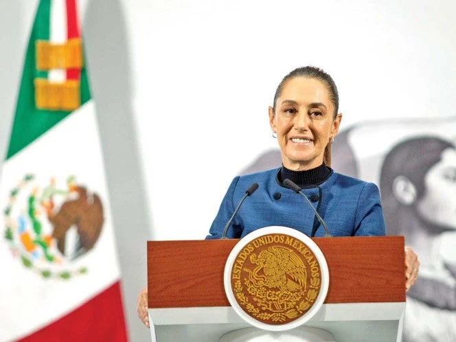 Sheinbaum advierte: empresas farmacéuticas que incumplan con entrega de medicinas serán inhabilitadas
