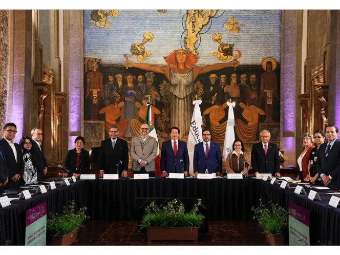 Instalan Comisión Nacional de Aprendizaje a lo Largo de la Vida para transformar la Educación Superior en México