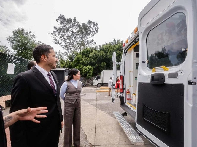 ISSSTE cuenta con 695 ambulancias nuevas para traslados y urgencias