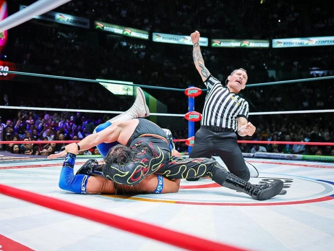 Último Guerrero sentencia a Averno por las cabelleras