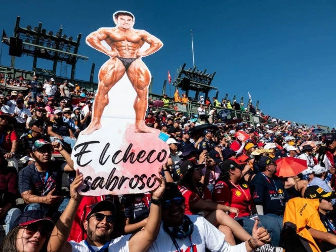 Revendedores del GP de México resienten la ausencia de Checo Pérez