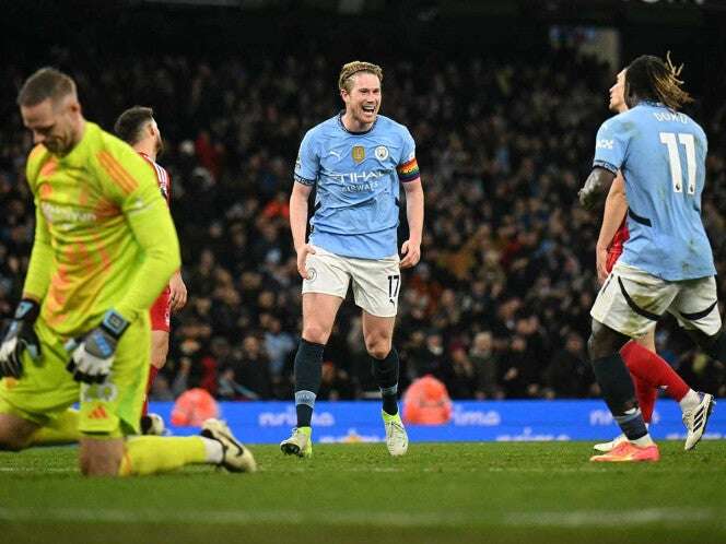 Manchester City vuelve a sonreír en Premier League