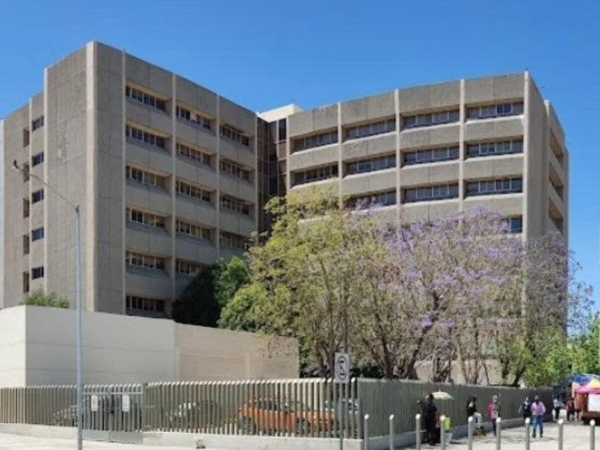 Médicos que atendieron a bebé con gripe aviar están en monitoreo constante