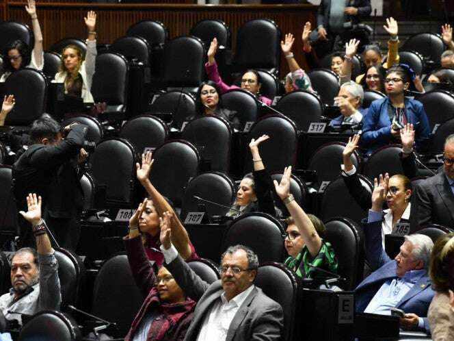 Sener celebra aprobación de leyes secundarias en energía