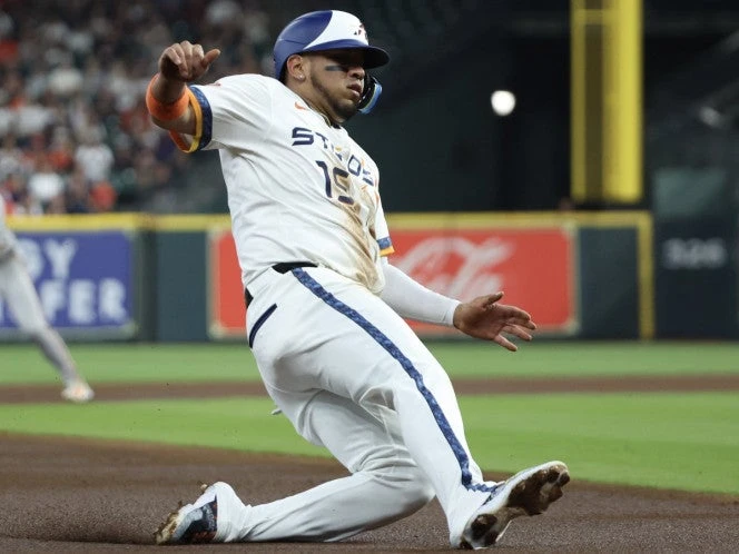 Isaac Paredes pega primer jonrón de la temporada con Astros