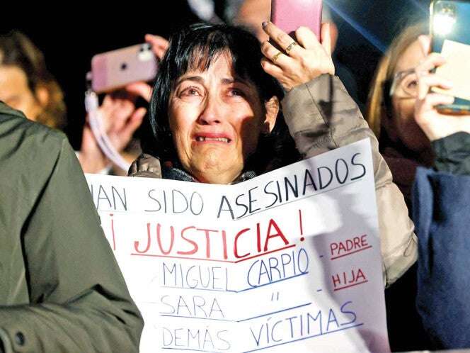 Persiste el enojo por tragedia en Valencia; protestan a 2 meses de inundaciones