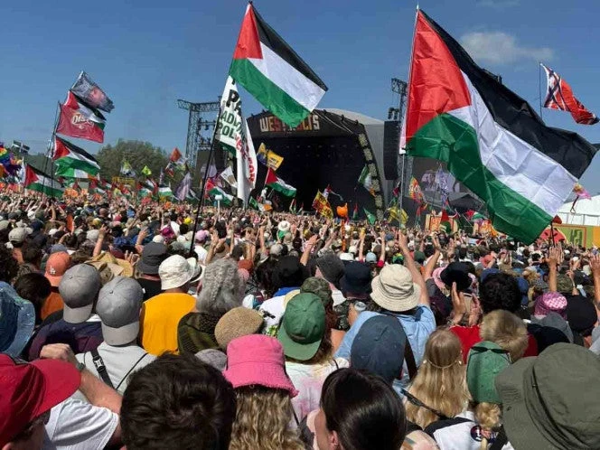 Policía británica analiza comentarios ‘antiisraelíes’ en Glastonbury tras polémicas presentaciones 