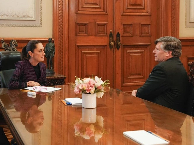 Difunde Sheinbaum fotografia de reunión con Landau