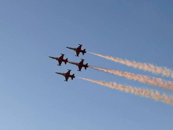 Trump ordena despliegue aéreo y naval para enfrentar narcotráfico en el Caribe