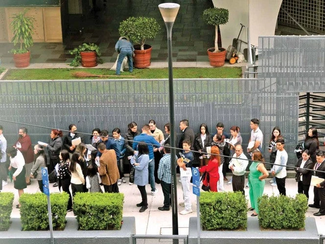 EU quita visas a 50 políticos mexicanos; la mayoría, de Morena