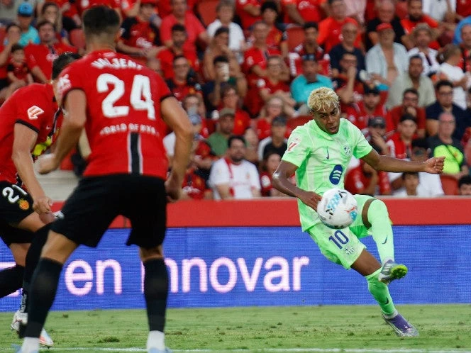 Aparece la magia de Lamine Yamal con el FC Barcelona