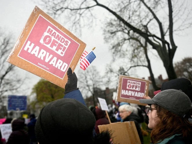 La Casa Blanca acusa a Harvard de antisemitismo y nexos opacos con China