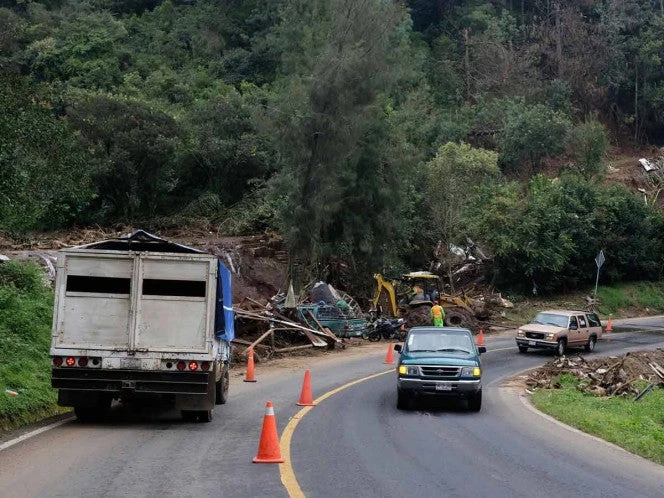 Hay 191 comunidades incomunicadas en estados afectados por lluvias: SICT